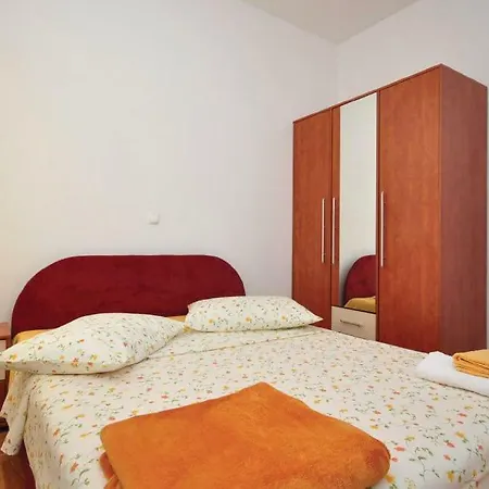 Orange Appartamento Makarska