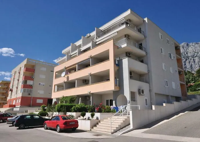 Orange Apartman *